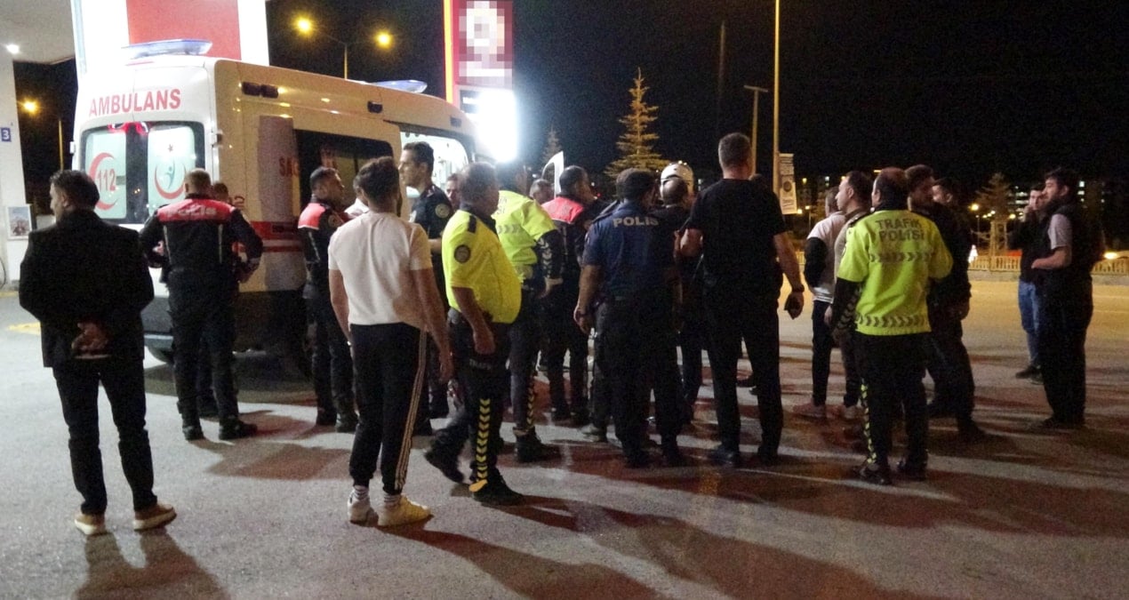 bicaklarla saldirdilar iki aile altin parasi icin birbirine girdi 4vSD1dgt