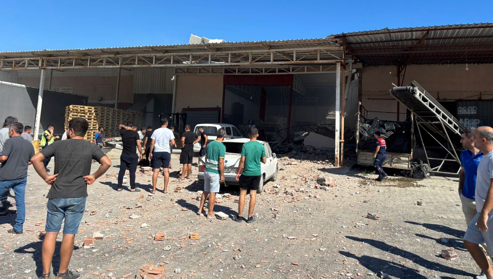 demre toptanci halindeki patlama isletme sahibi tutuklandi N3JkhjDj