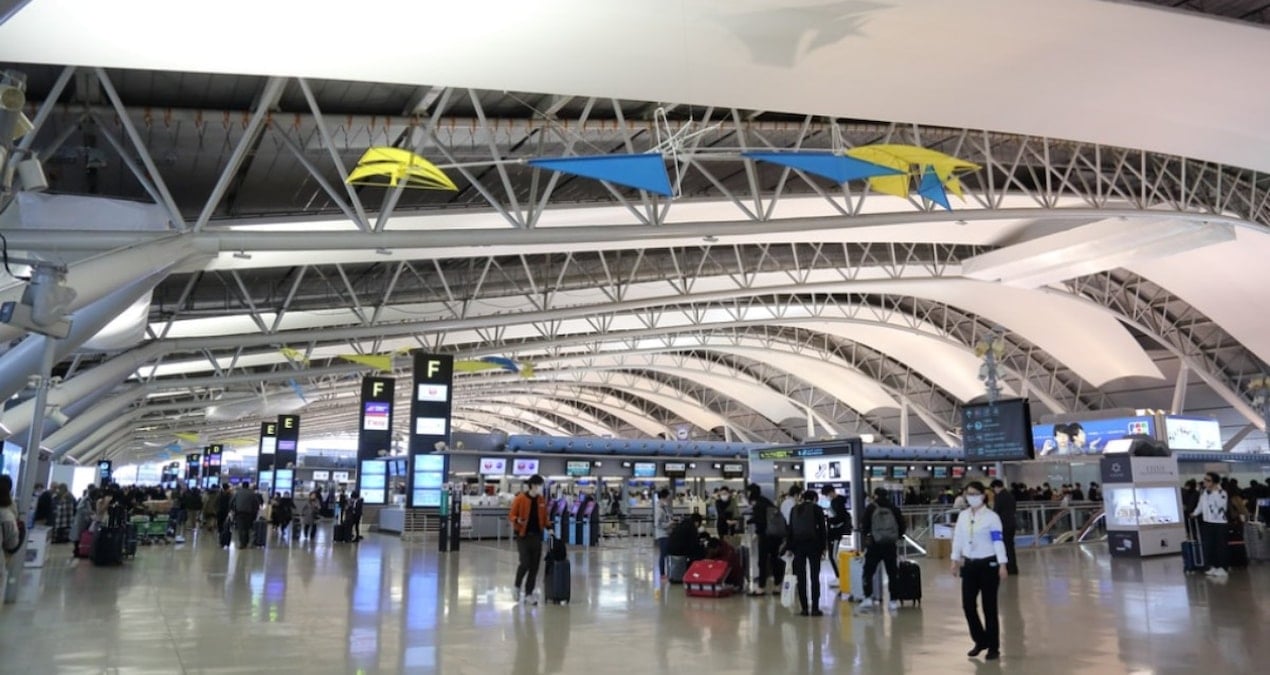 havalimanindan 30 yillik rekor tek bir valiz bile kaybolmadi N5bcHSpZ.jpg