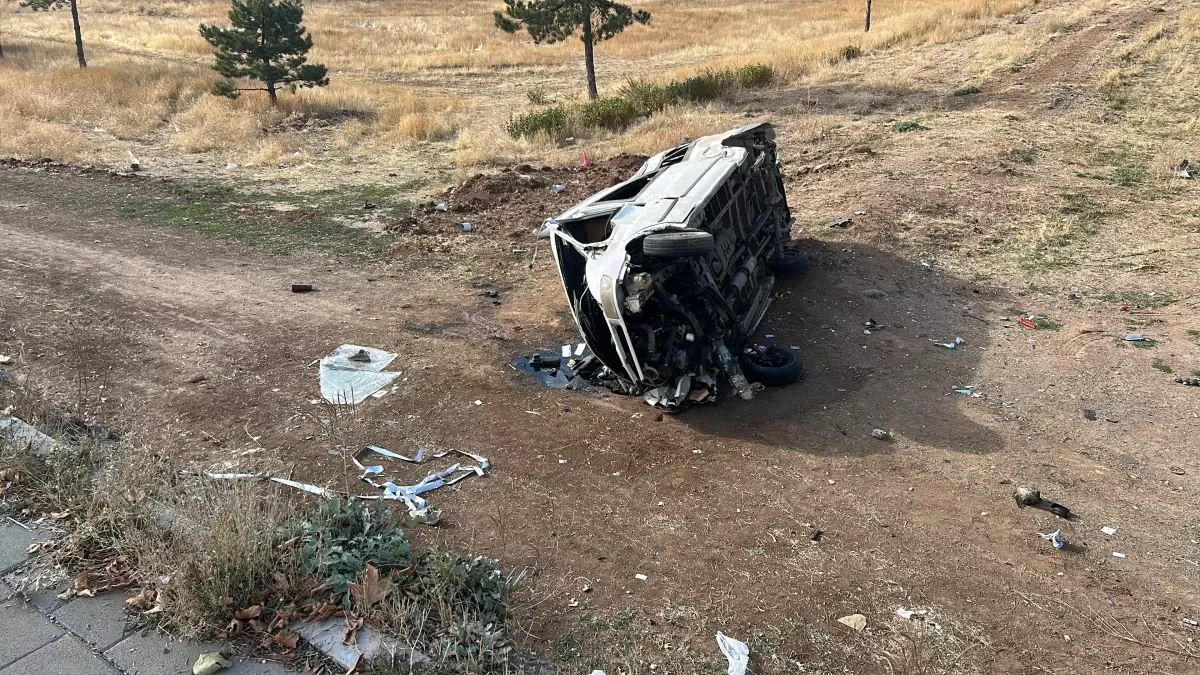 sivasta ehliyetsiz surucu kaza sonucu hayatini kaybetti w39F5qMk.jpg